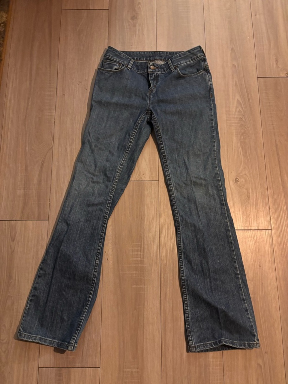 Vera Wang Women's Bootcut Jeans in Dark Blue